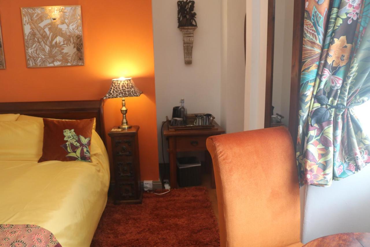 The Hillcroft - Boutique, Unique Hotel Торки Екстериор снимка