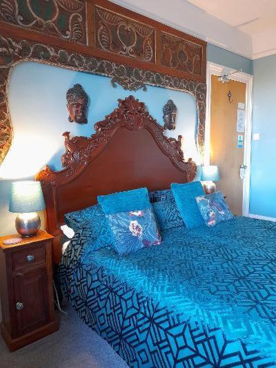 The Hillcroft - Boutique, Unique Hotel Торки Екстериор снимка