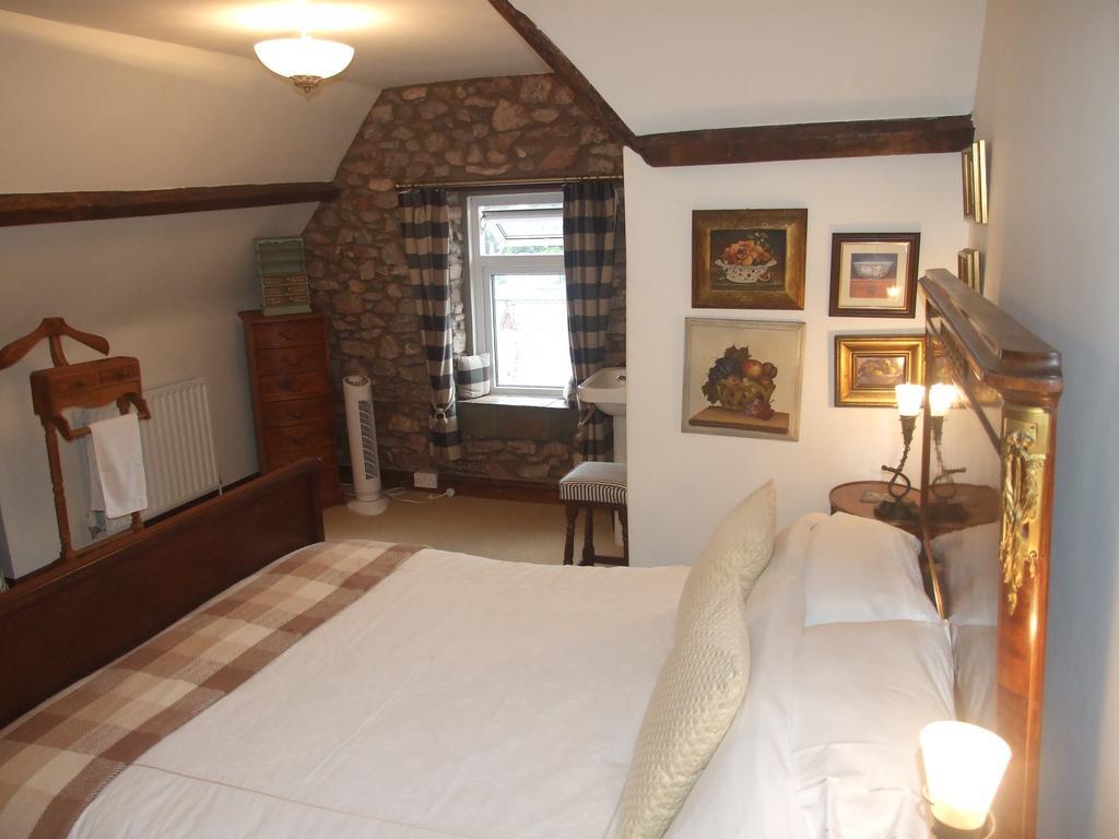 The Hillcroft - Boutique, Unique Hotel Торки Екстериор снимка